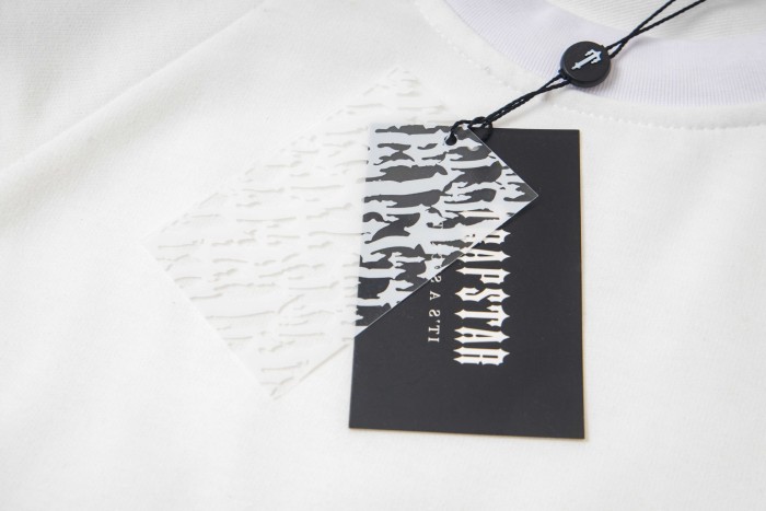 Oversized Edgy Streetwear Gothic Text Print Raglan Long Sleeve T-Shirt 2 colors 29077684