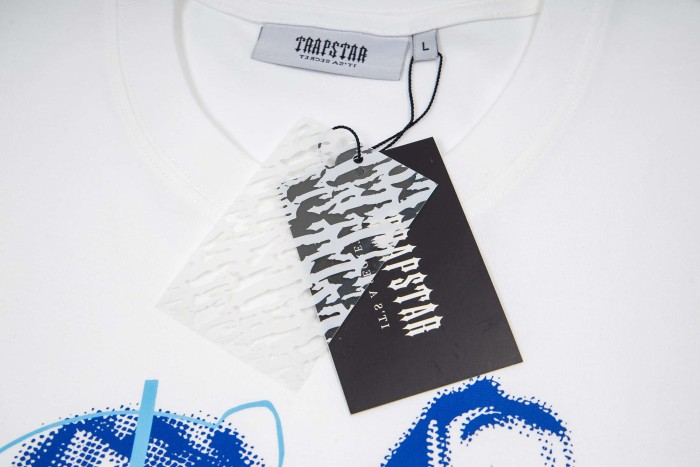 Blue Target Figure & Gothic Text Print T-Shirt 2 colors 29077285
