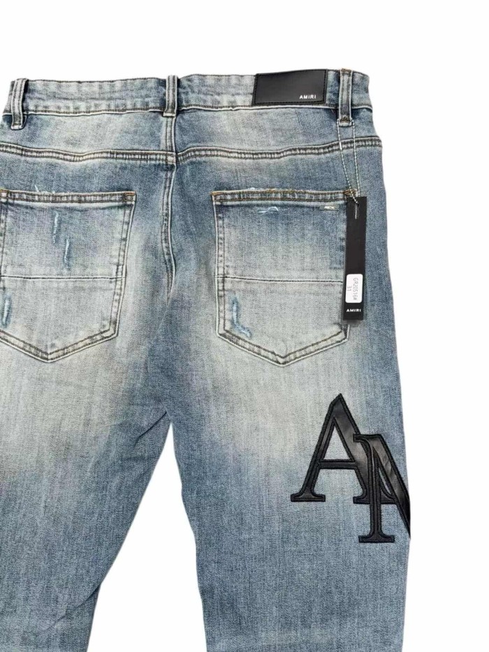 1:1 quality version Classic Big Letter Black Patch Ripped Jeans 29080654