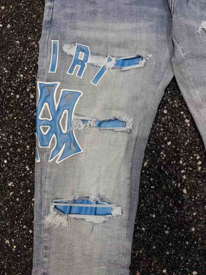 1:1 quality version Ice Blue Patch Logo Ripped Jeans 29080641