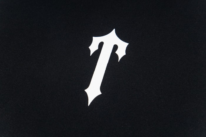 Oversized Edgy Streetwear Gothic Logo And Fragmented Art Print T-Shirt 2 colors 29080015