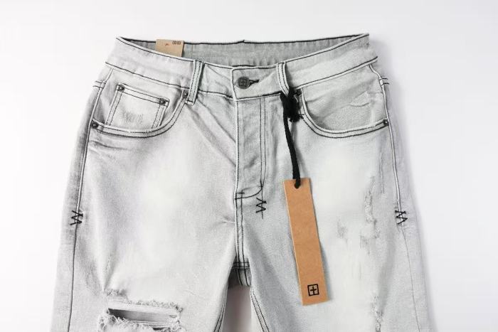 1:1 quality version Tight Ripped Mini M Stitching Denim Shorts 29080454