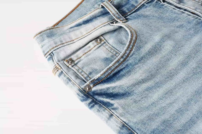 1:1 quality version Ice Blue Sequin Spliced Ripped Jeans 29080464