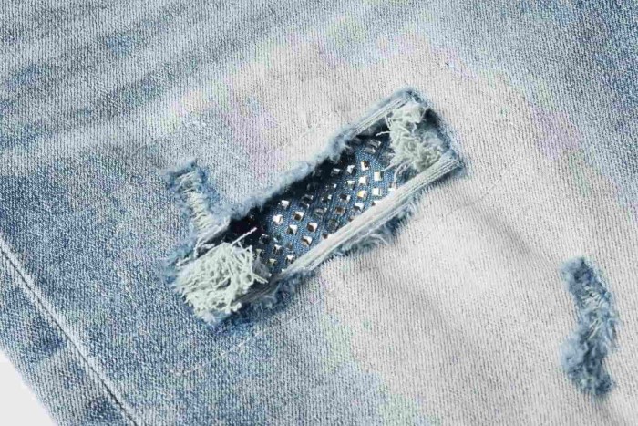 1:1 quality version Ice Blue Sequin Spliced Ripped Jeans 29080464