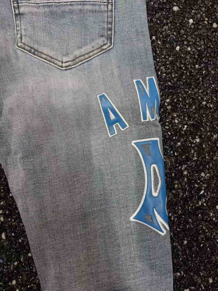 1:1 quality version Ice Blue Patch Logo Ripped Jeans 29080641