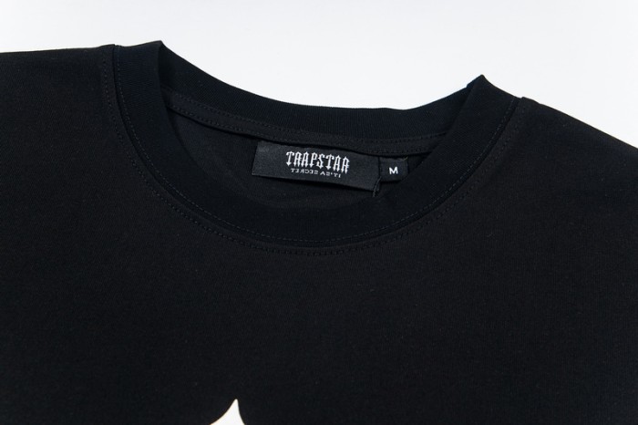 Oversized Edgy Streetwear Gothic Logo And Fragmented Art Print T-Shirt 2 colors 29080015