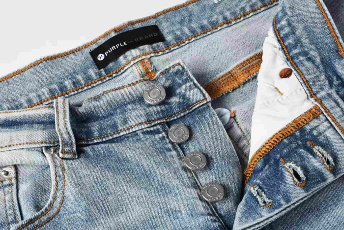 1:1 quality version Ice Blue Sequin Spliced Ripped Jeans 29080464