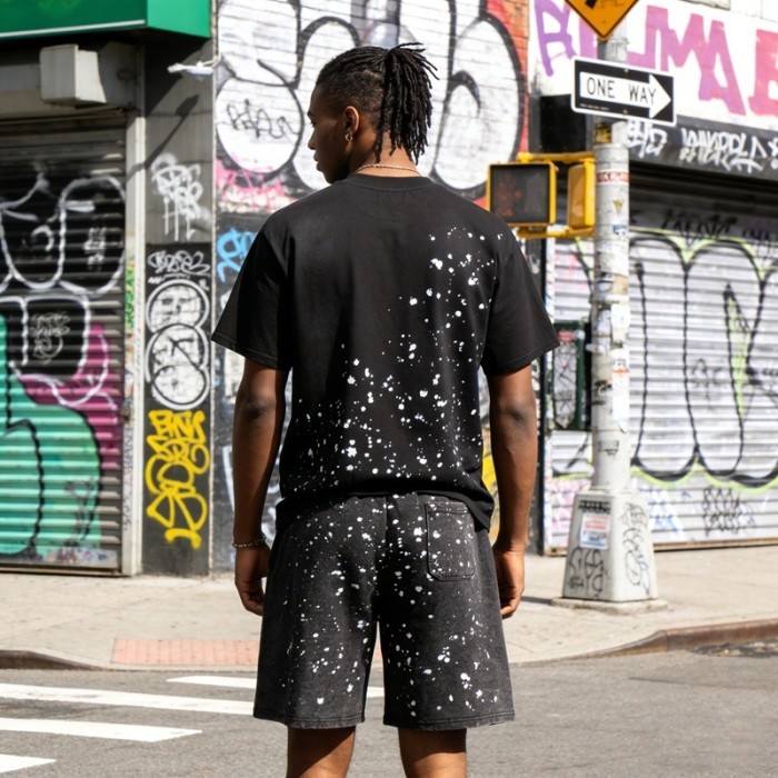 Ink Splash Classic Letter Print Washed Shorts 29082411