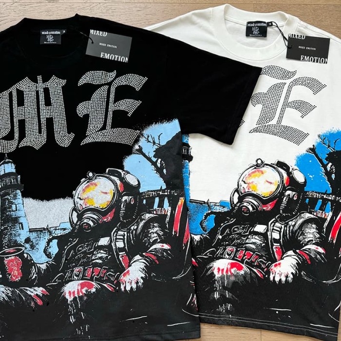 Lighthouse Diver Rhinestone Print Tee 2 colors 29105627
