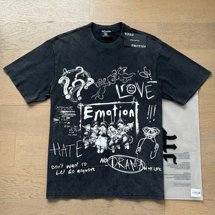 Black And White Graffiti Four Angels Print Washed Tee 29105636