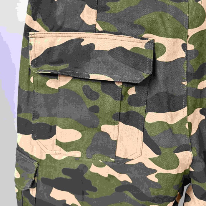 Camo Badge Embroidery Shorts 29116538
