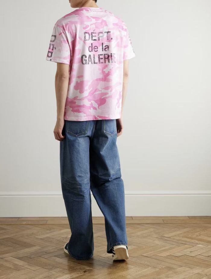 [Big & Tall for weights up to 220 lbs]1:1 quality version Pink Camo Vertical French Text Print Washed Tee 29213963