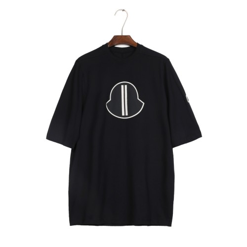 1:1 quality version Co-branded Moncler Large Chest Logo Tee 29214040