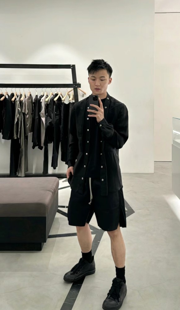 1:1 quality version Minimal Solid Color Split Raw Edge Shorts 29214044