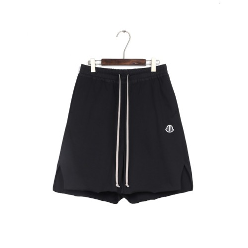 1:1 quality version Co-branded Moncler Logo Embroidered Split Raw Edge Shorts 29214047
