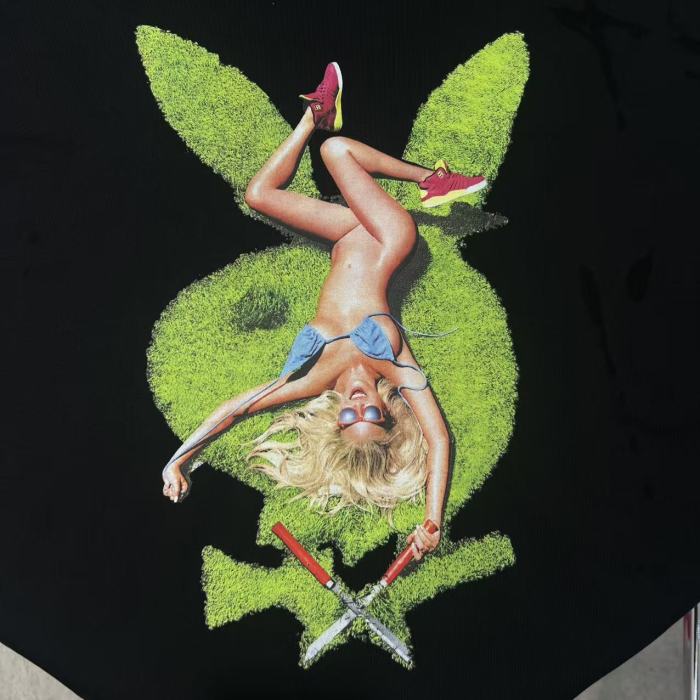 Bunny Shaped Green Lawn Lady Print Tee 29220125