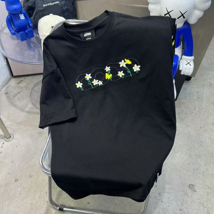Yellow Stamen White Flower Butterfly Embroidery Tee 2 colors 29220603
