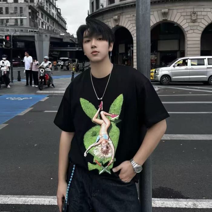 Bunny Shaped Green Lawn Lady Print Tee 29220125