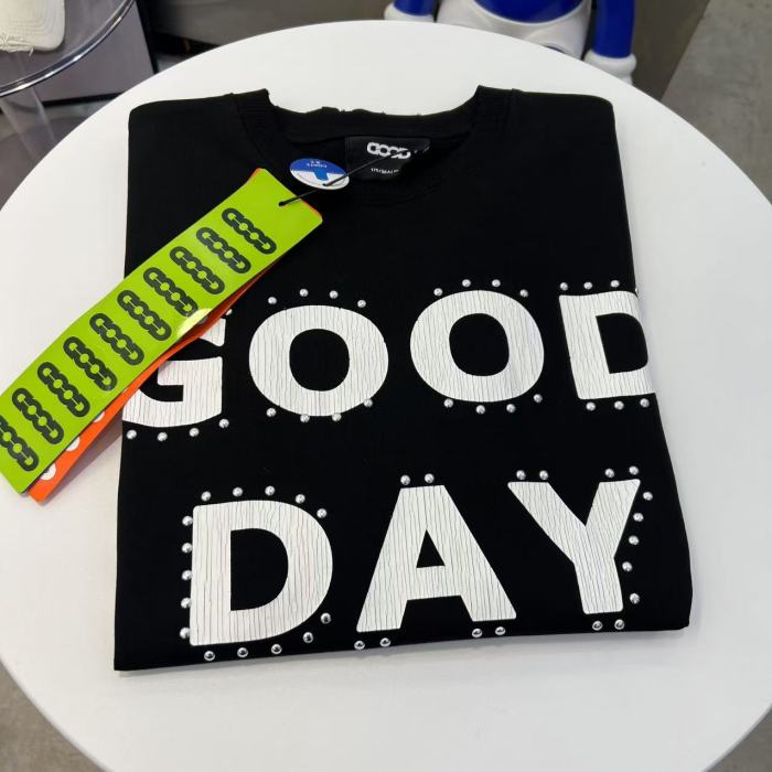 Rivet Simple Letter Print 29220111