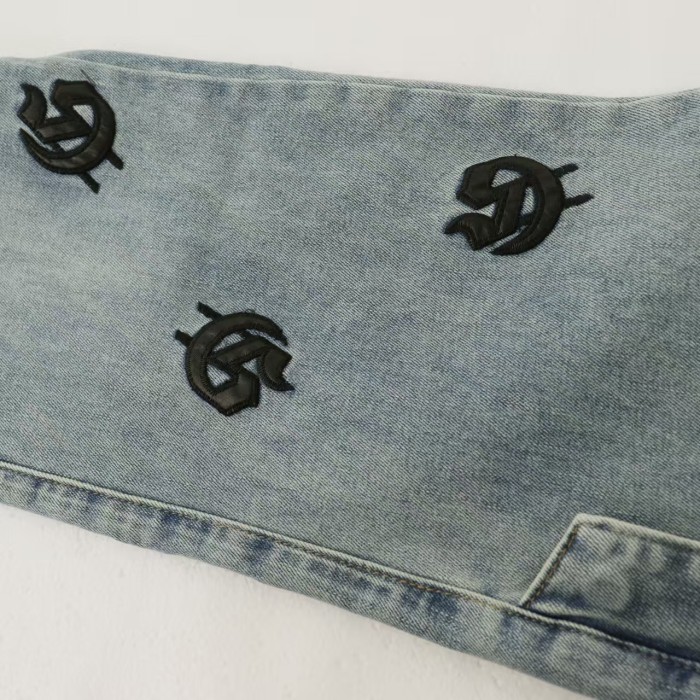 All Over Logo Embroidery Split Cuff Button Detail Acid Washed Flare Leg Jeans 3 colors 29285670