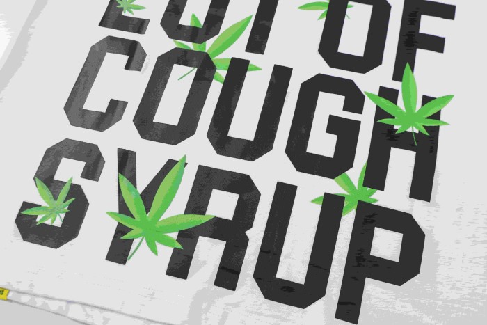 Minimal Street Green Hemp Leaf Accent Horizontal Slogan Front Large Vertical Bold Segmented Letter Tee 2 colors 29302254