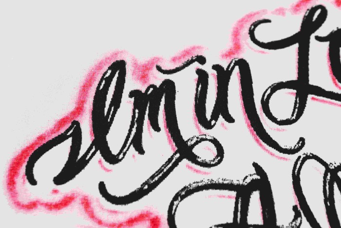 Tattoo Cursive Script Letter Airbrush Spray Paint Red Gradient Fading Motif Tee 29303810
