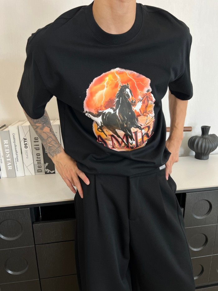 Single-Sided Circular Thunder Lightning Three Running Horses Graphic Plain Back Tee 29307086