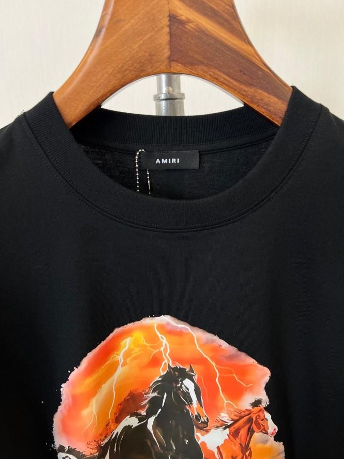 Single-Sided Circular Thunder Lightning Three Running Horses Graphic Plain Back Tee 29307086