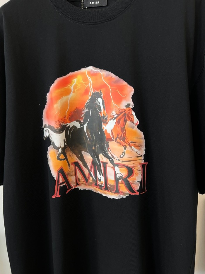 Single-Sided Circular Thunder Lightning Three Running Horses Graphic Plain Back Tee 29307086