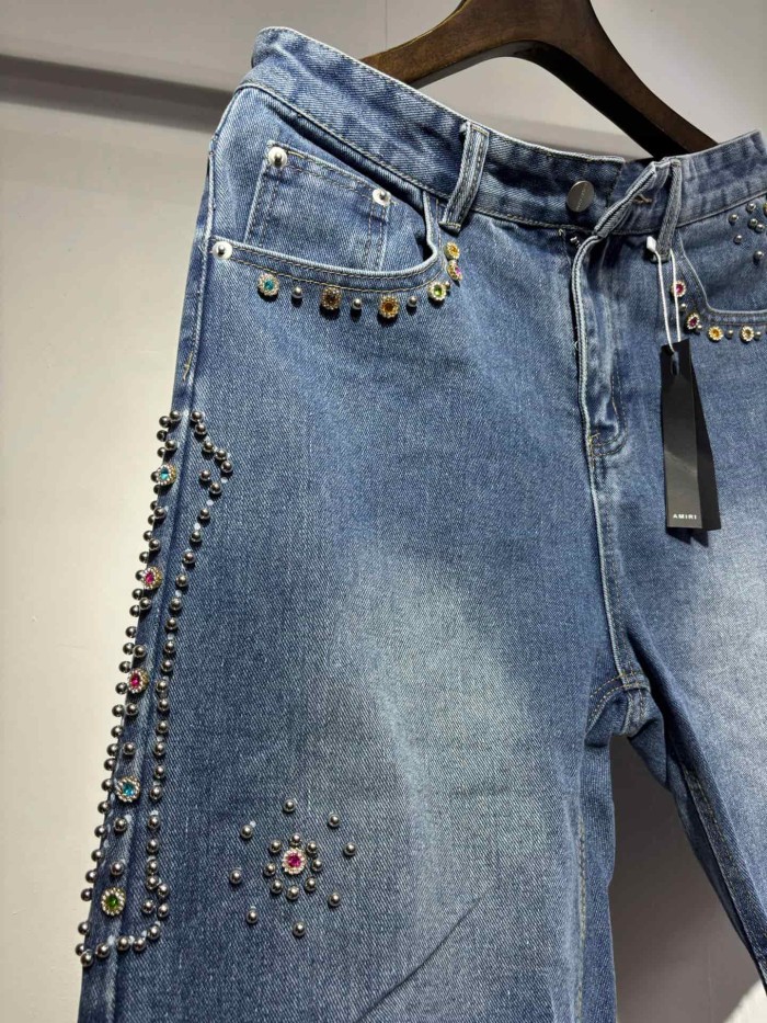 Multi-Color Rhinestone & Metal Stud Embellished Raw Frayed Hem Knee Length Denim Shorts 2 colors 29307055