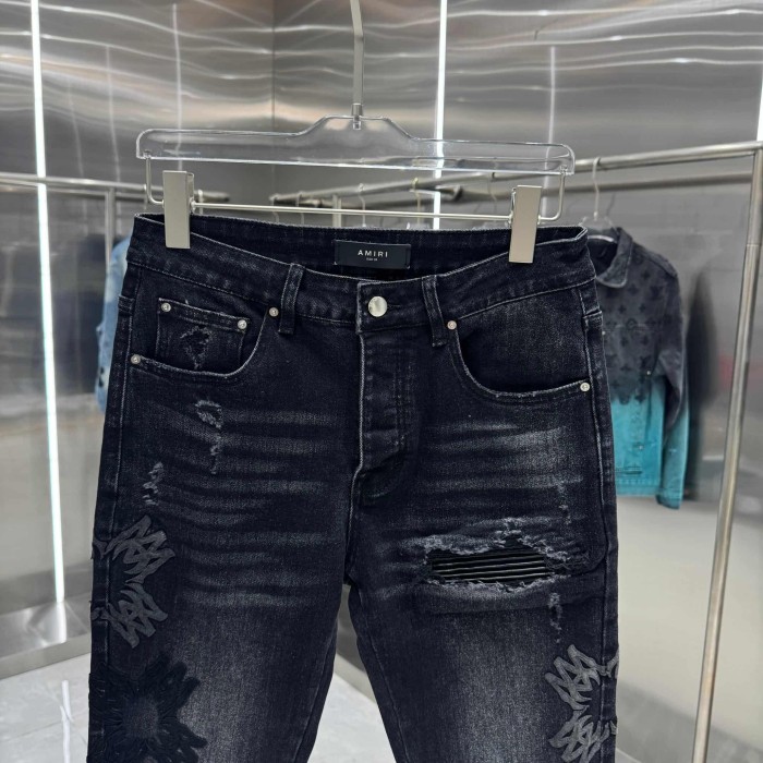 Embossed Star Floral Patch Distressed Rip Knee Vintage Washed Slim Taper Streetwear Denim Jeans  29310925