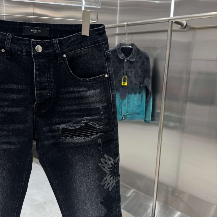Embossed Star Floral Patch Distressed Rip Knee Vintage Washed Slim Taper Streetwear Denim Jeans  29310925