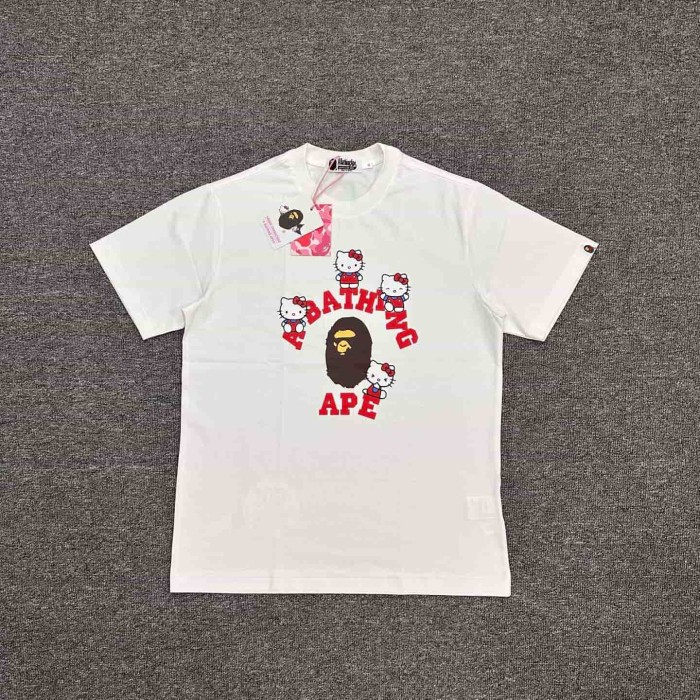 1:1 quality version Sanrio Co-branded Four Characters Print Tee 4 colors 29321682