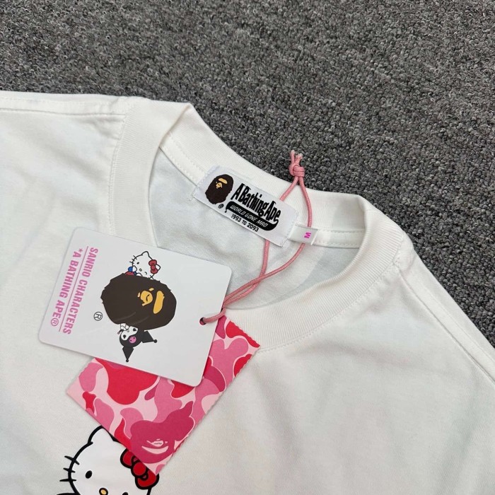 1:1 quality version Sanrio Co-branded Four Characters Print Tee 4 colors 29321682