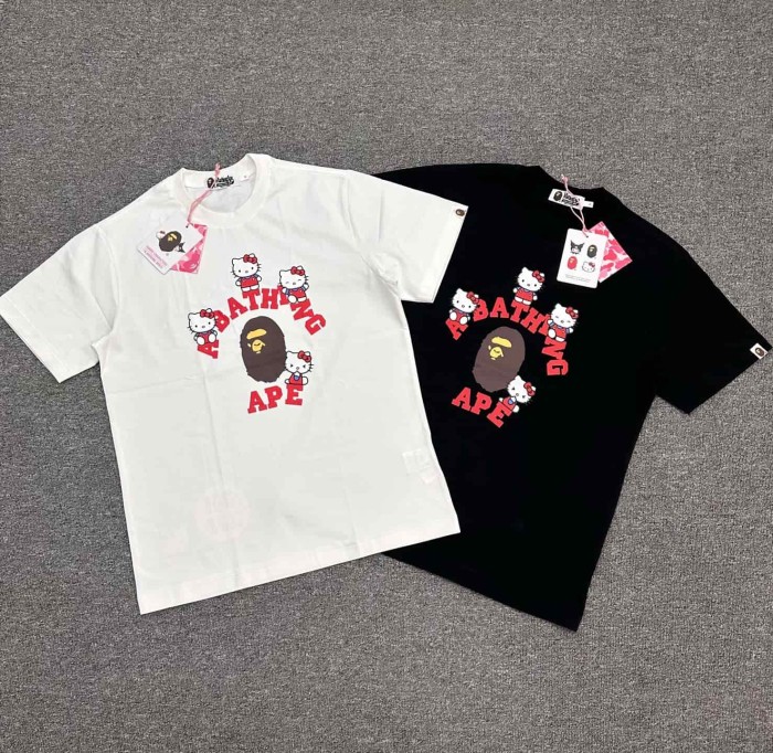 1:1 quality version Sanrio Co-branded Four Characters Print Tee 4 colors 29321682