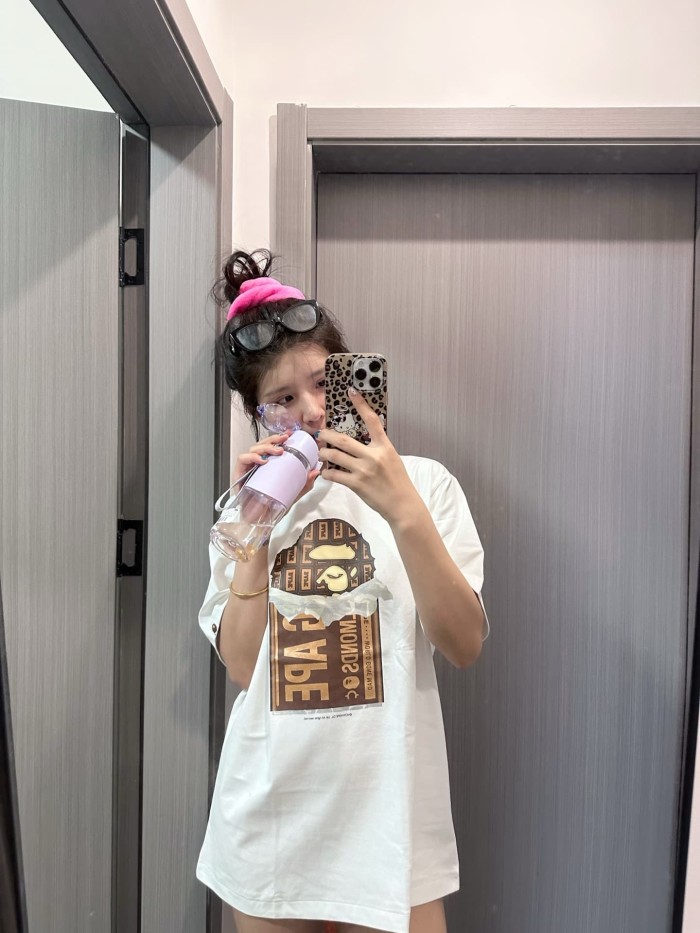 1:1 quality version Valentine's Day Limited Chocolate Block Ape Head Print Tee 2 colors 29321681