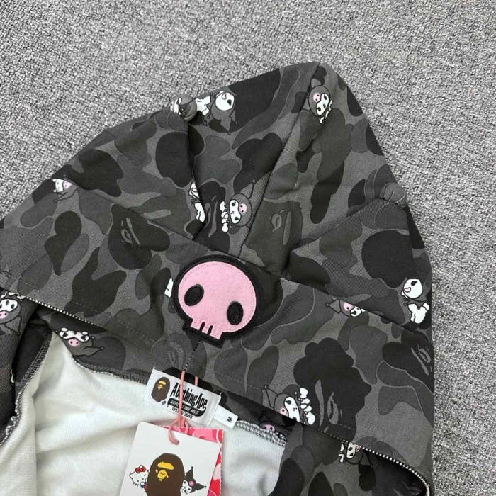 1:1 quality version Sanrio Co-branded Camo Detachable Bow Zip Up Hoodie 2 colors 29322794