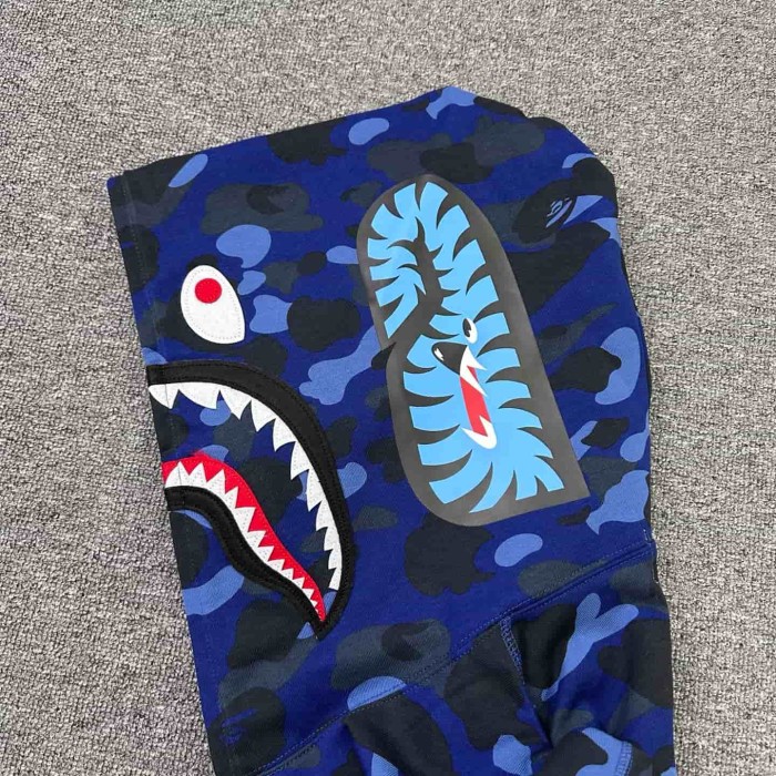 1:1 quality version Stray Kids Co-branded Shark Small Animal Embroidery Camo Zip Up Hoodie 4 colors 29322793