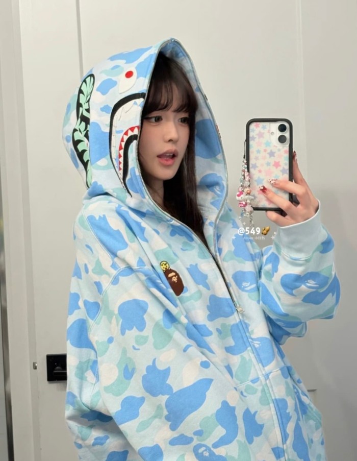 1:1 quality version Stray Kids Co-branded Shark Small Animal Embroidery Camo Zip Up Hoodie 4 colors 29322793