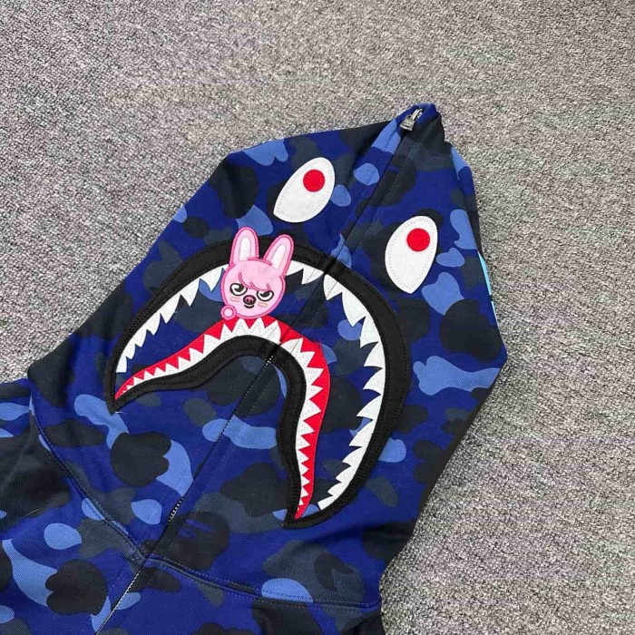 1:1 quality version Stray Kids Co-branded Shark Small Animal Embroidery Camo Zip Up Hoodie 4 colors 29322793