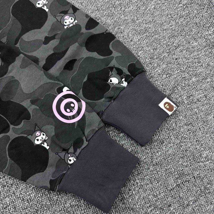 1:1 quality version Sanrio Co-branded Camo Detachable Bow Zip Up Hoodie 2 colors 29322794