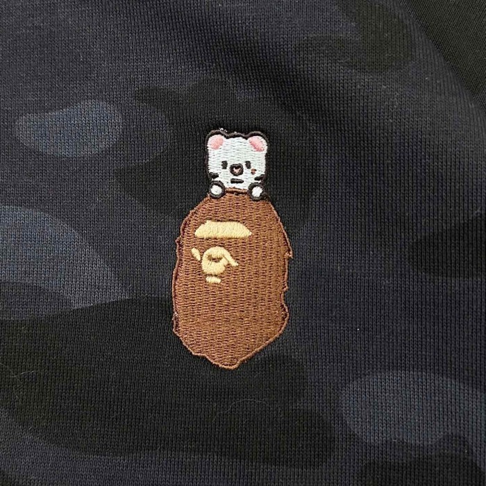 1:1 quality version Stray Kids Co-branded Shark Small Animal Embroidery Camo Zip Up Hoodie 4 colors 29322793