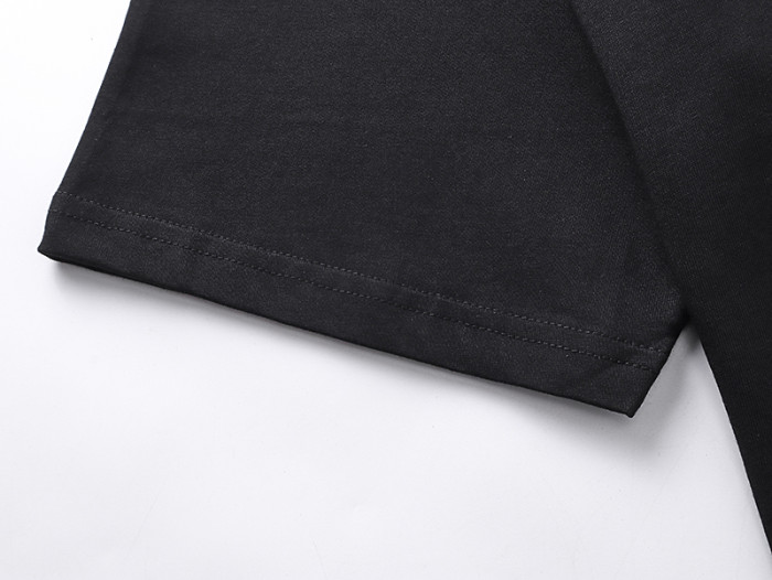 Black White Grid Cursive Letter Print Tee 29324264