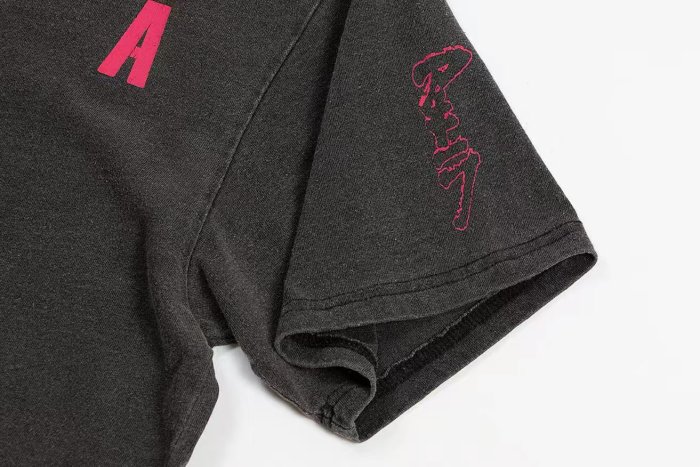 Akira Bold Letter Motorcycle Rider Illustration Back Gradient Split Color Letter Gunman Graphic Print Tee 29331536