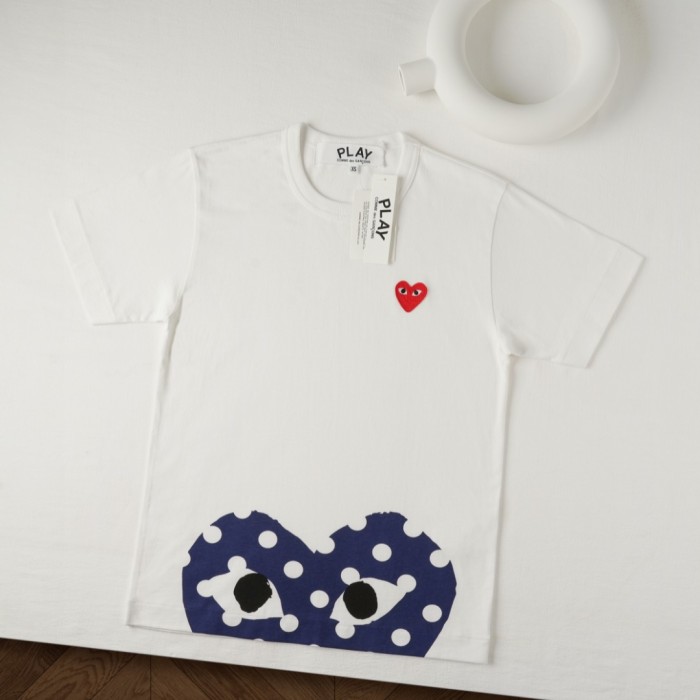1:1 quality version Navy Polka Dot Eyed Heart Print Left Chest Mini Red Heart Embroidery Couple Tee 29331829