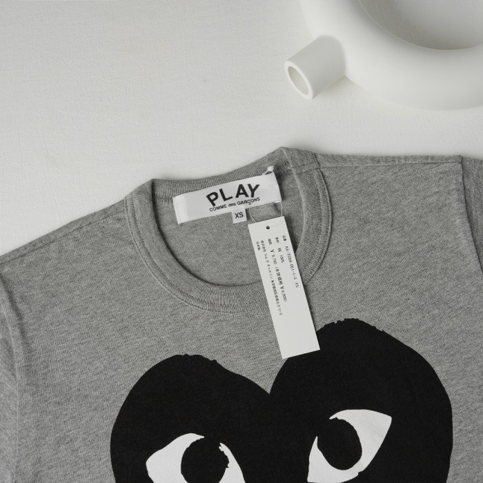 1:1 quality version Chest Oversize Solid Black Eyed Heart Face Print Fitted Shoulder Tee 29332209