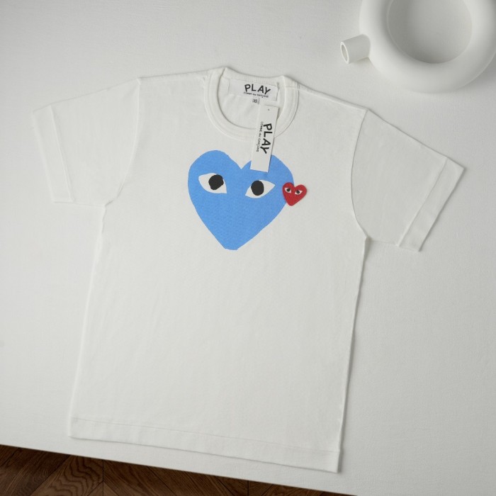1:1 quality version Chest Oversize Light Blue Solid Eyed Heart Print Side Mini Red Heart Embroidery Fitted Shoulder Couple Tee 29332179