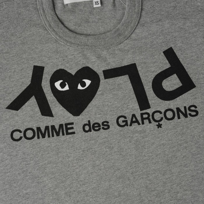 1:1 quality version Inverted Play Letter Middle Black Heart Two Eyes Print Bottom Full Brand English 2 colors Tee 29332254