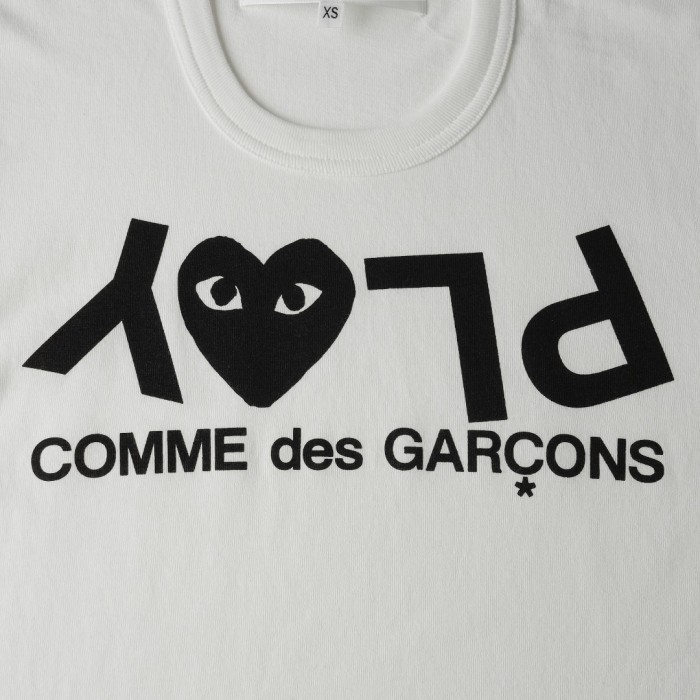 1:1 quality version Inverted Play Letter Middle Black Heart Two Eyes Print Bottom Full Brand English 2 colors Tee 29332254