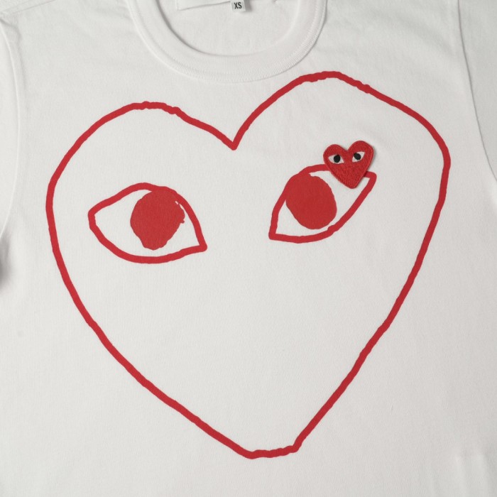 1:1 quality version Red Line Outline Big Heart Print Inner Eye Tiny Heart Embroidery Fitted Shoulder Couple Tee 29332175